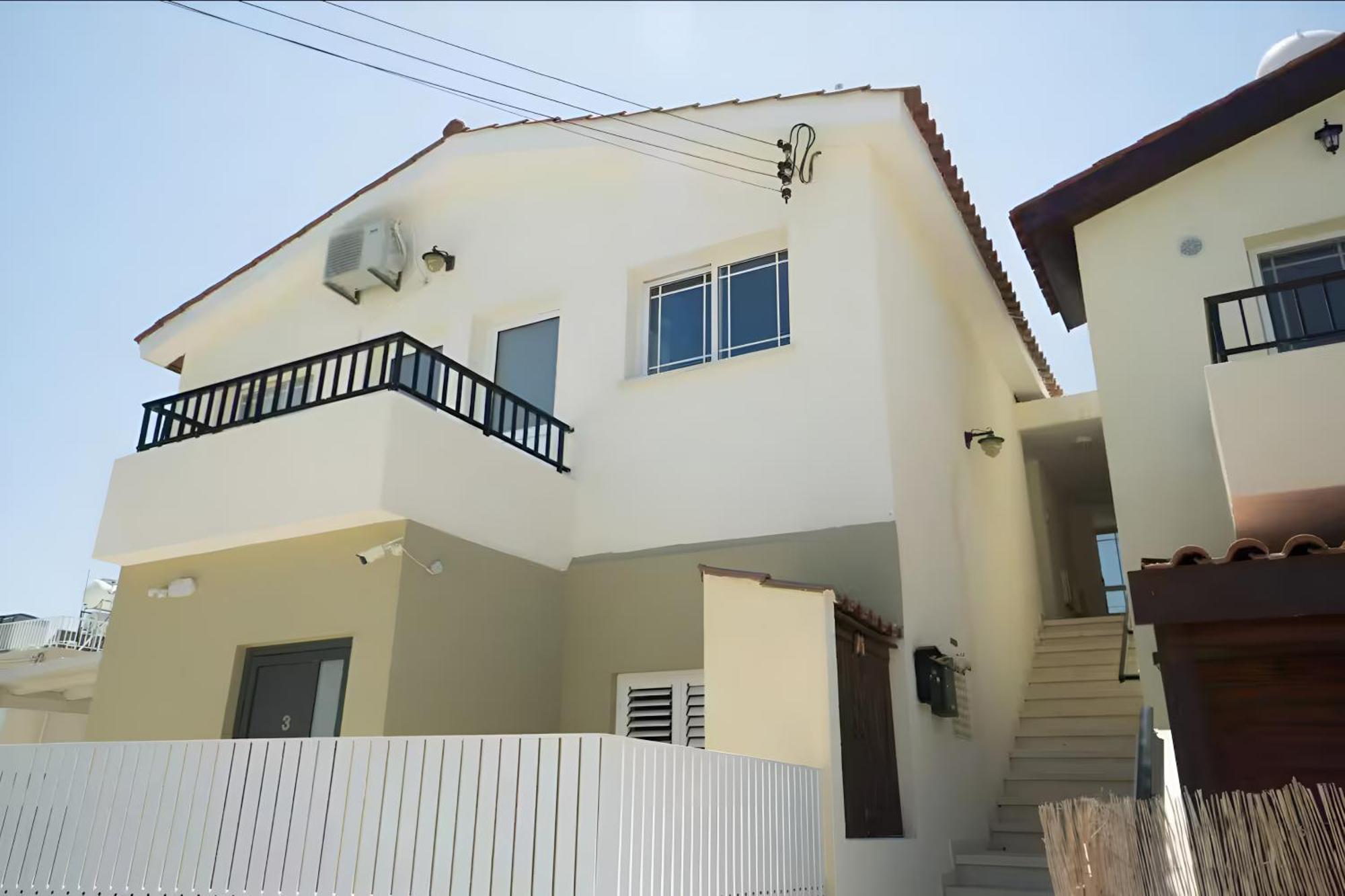 Appartement Newly Renovated 2 Bedroom With Pool & Seaview *
